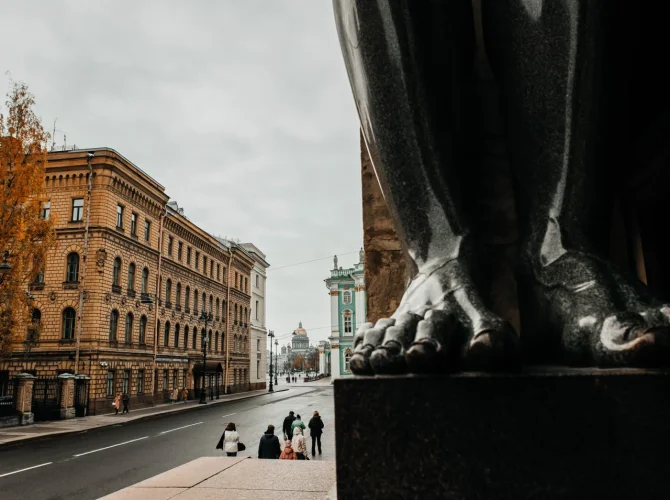 Город в камне. Экскурсия о природном камне в архитектуре Петербурга