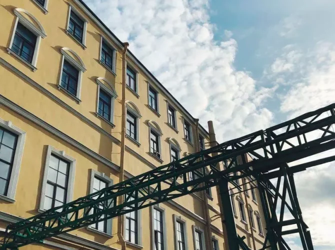 Ленполиграфмаш — завод культурной революции. Экскурсия с выходом на крышу 