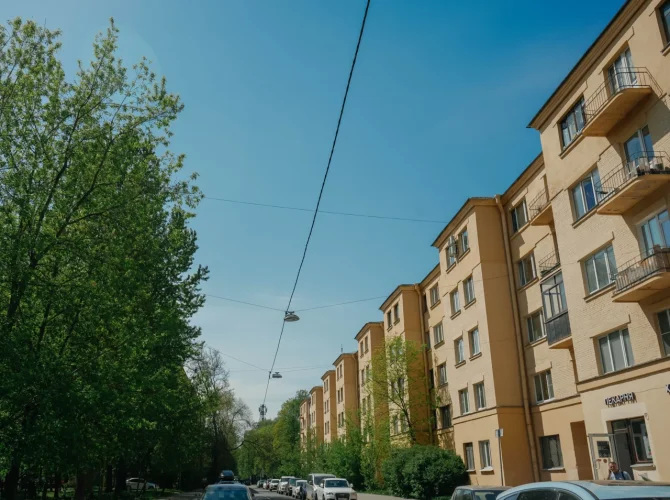 Быт или не быт. Экскурсия по авангарду вокруг Лесной
