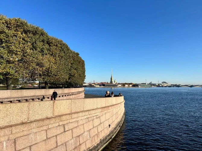 Петербург глазами археолога. Пешеходная экскурсия по Стрелке Васильевского острова.