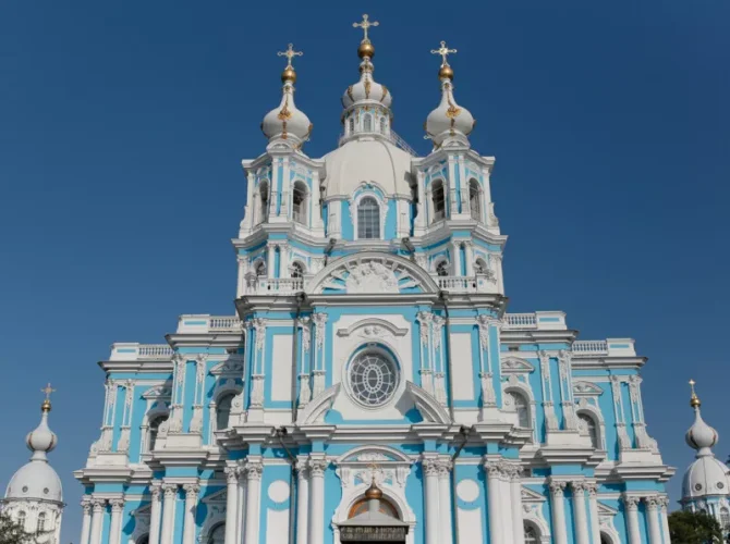 Экскурсия в Смольный собор «Архитектура компромиссов»
